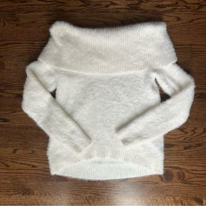 Kenzie Off the Shoulder Fuzzy Sweater in White (S)